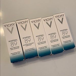 Vichy Minéral 89 Skin Fortifying Daily Booster
